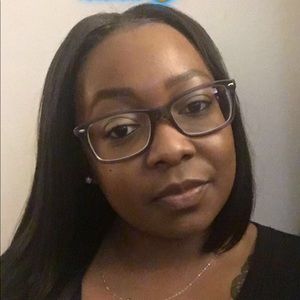 Meet your Posher, Nikki